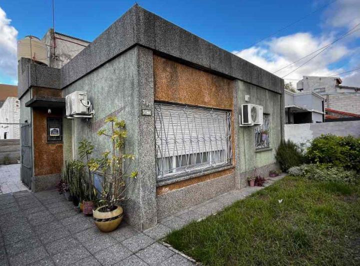 Casa · 70m² · 3 Ambientes · 1 Cochera