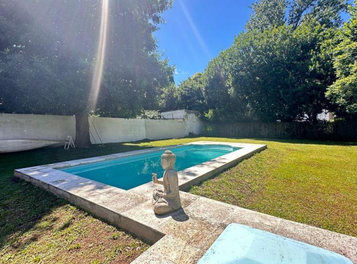 Casa · 117m² · 5 Ambientes · 3 Cocheras
