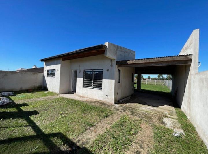 Casa · 56m² · 2 Ambientes · 2 Cocheras