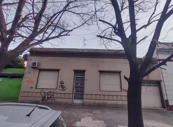 Casa · 127m² · 5 Ambientes · 1 Cochera