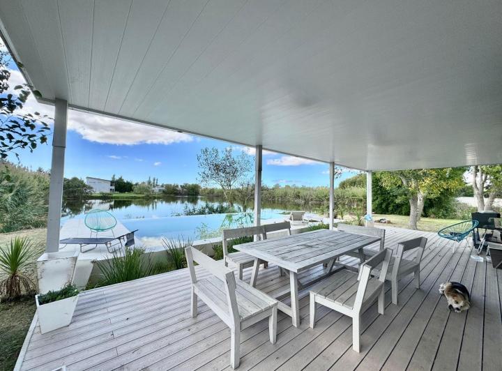 Casa · 1000m² · 5 Ambientes
