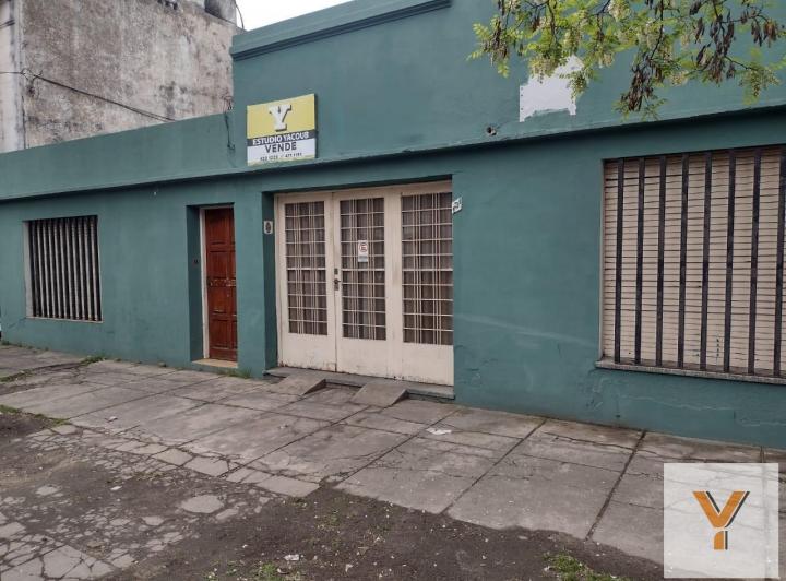 Casa · 250m² · 4 Ambientes · 1 Cochera