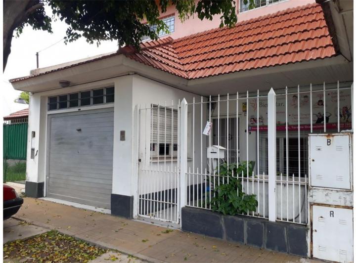 Casa · 170m² · 3 Ambientes · 1 Cochera
