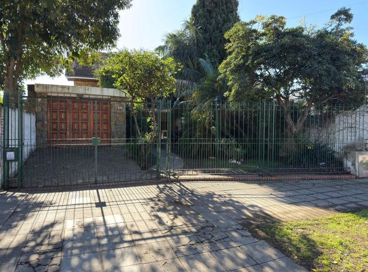 Casa · 159m² · 4 Ambientes · 1 Cochera