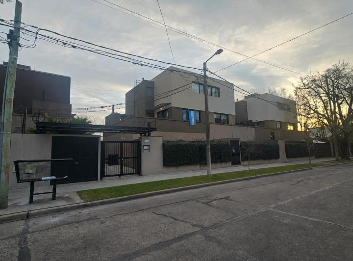 Casa · 105m² · 3 Ambientes · 1 Cochera