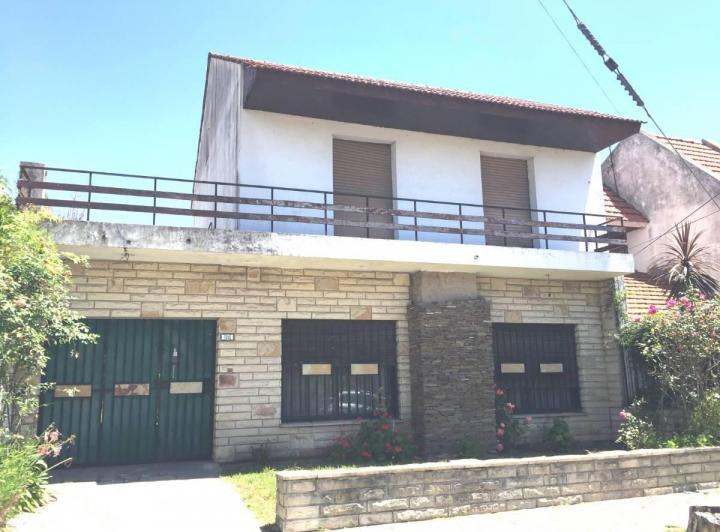 Casa · 180m² · 4 Ambientes