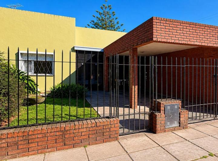 Casa · 100m² · 3 Ambientes · 1 Cochera