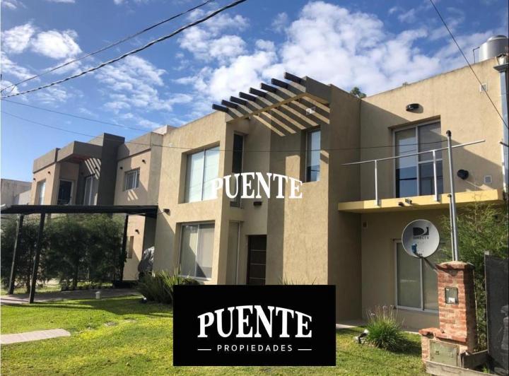 Casa · 200m² · 4 Ambientes