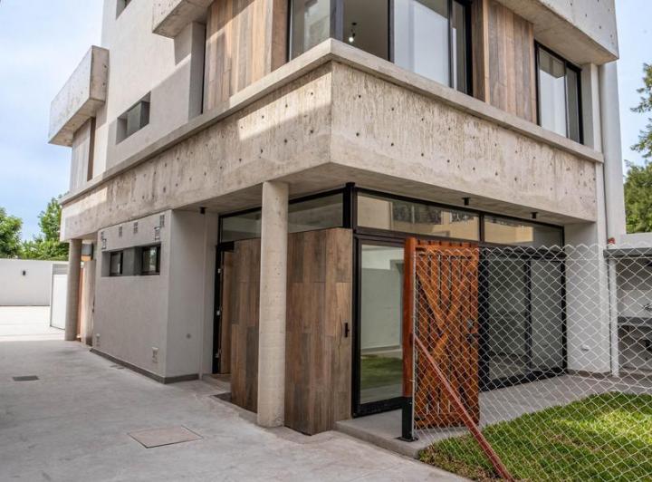 Casa · 100m² · 2 Dormitorios · 1 Cochera