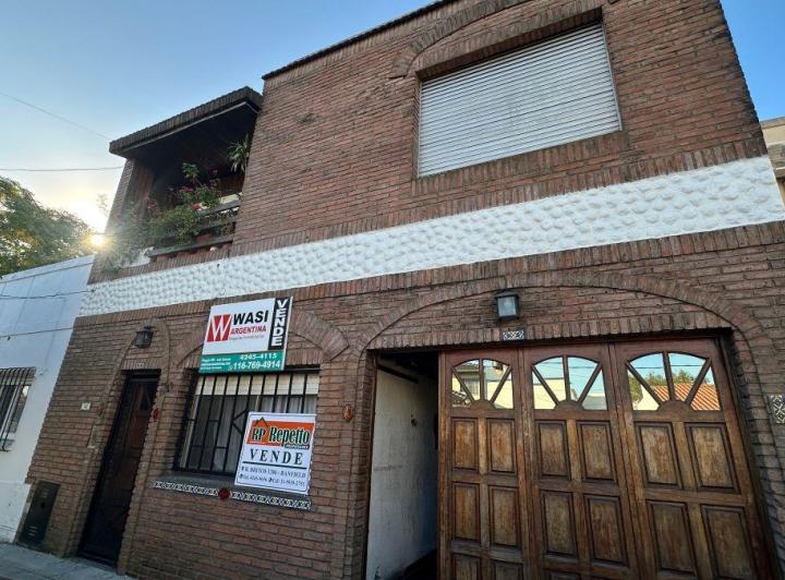 Casa · 120m² · 5 Ambientes · 1 Cochera