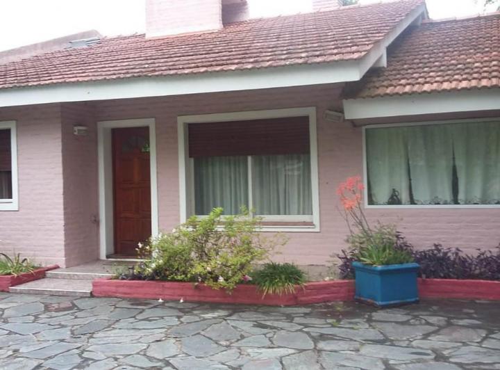 Casa · 180m² · 3 Dormitorios