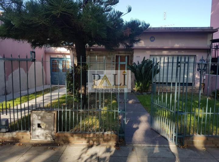 Casa · 174m² · 4 Ambientes · 1 Cochera