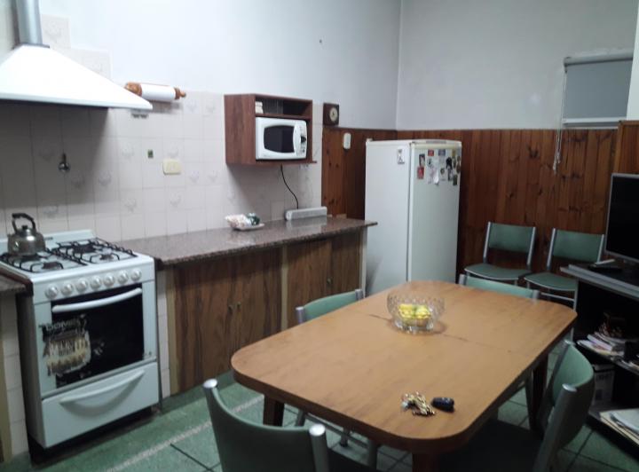 Casa · 160m² · 3 Ambientes · 2 Cocheras