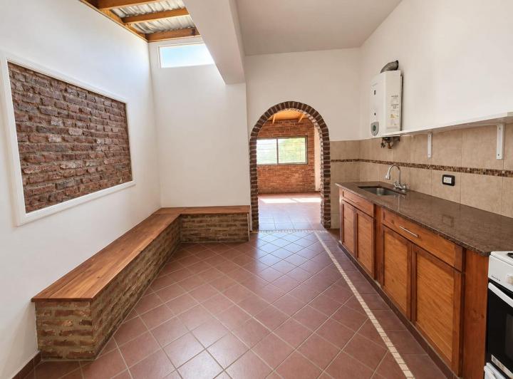 Casa · 103m² · 4 Ambientes · 1 Cochera