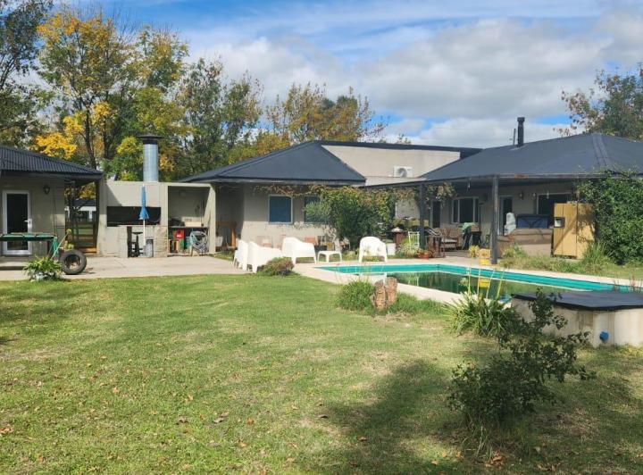 Casa · 207m² · 6 Ambientes · 1 Cochera