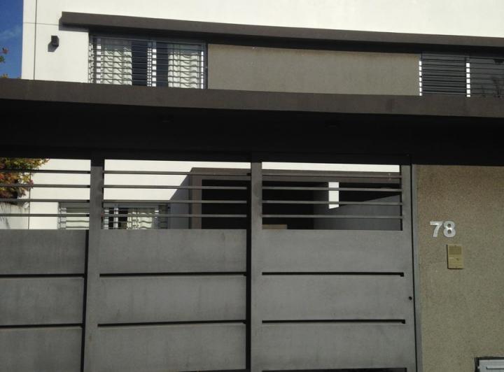 Casa · 85m² · 3 Ambientes · 1 Cochera