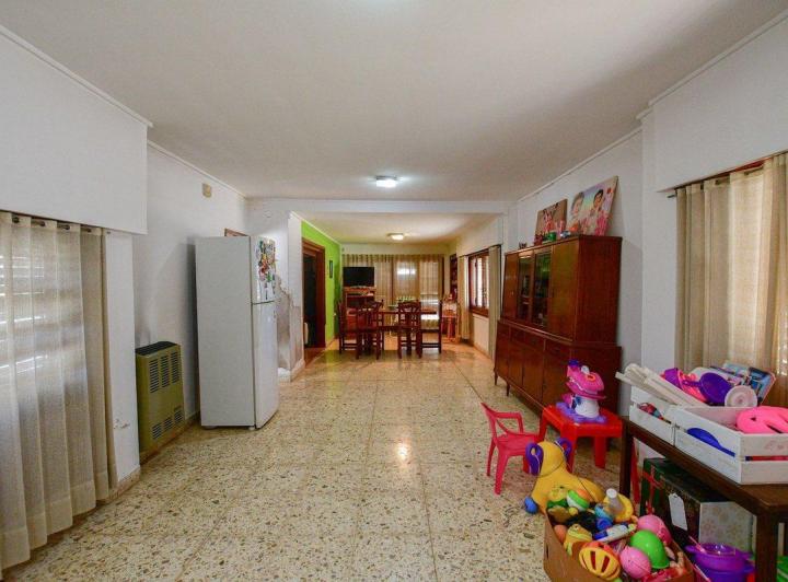 Casa · 300m² · 3 Ambientes