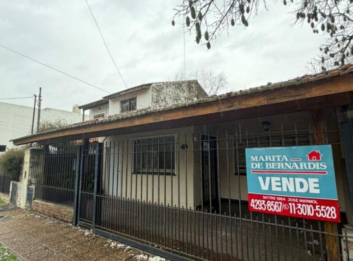 Casa · 100m² · 3 Ambientes · 1 Cochera