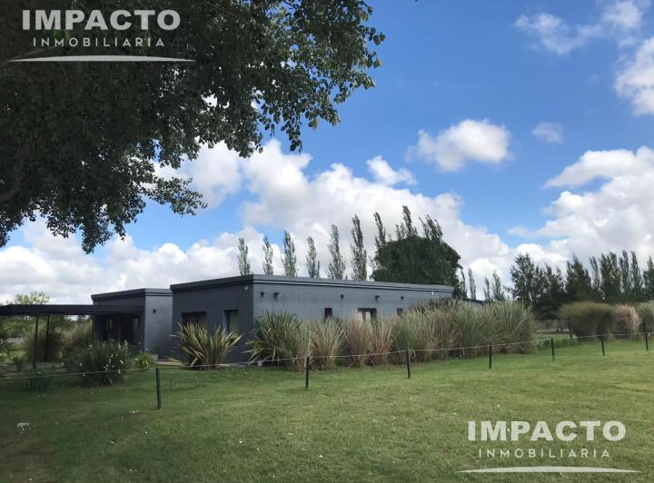 Casa · 172m² · 5 Ambientes · 1 Cochera