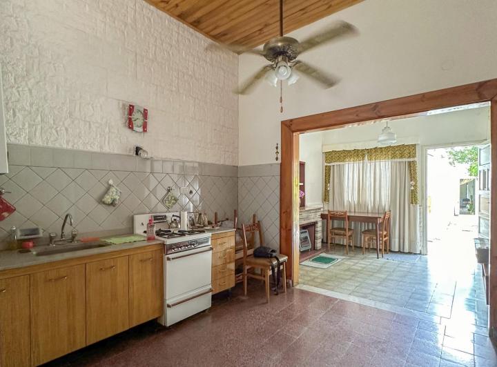 Casa · 178m² · 5 Ambientes · 1 Cochera