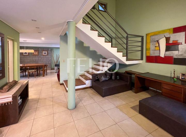 Casa · 176m² · 5 Ambientes