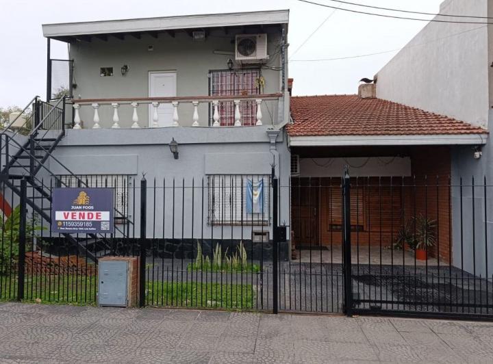 Casa · 160m² · 7 Ambientes · 1 Cochera