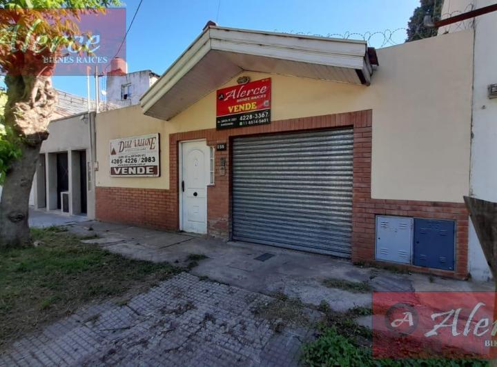 Casa · 110m² · 4 Ambientes · 2 Cocheras