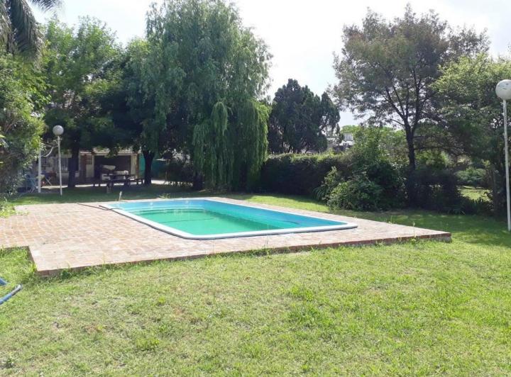 Casa · 221m² · 5 Ambientes · 2 Cocheras