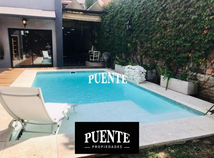 Casa · 245m² · 6 Ambientes