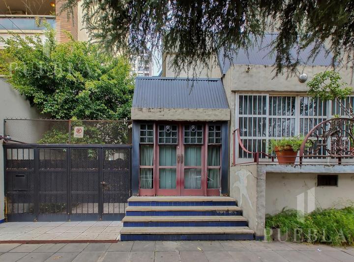 Casa · 285m² · 5 Ambientes · 1 Cochera