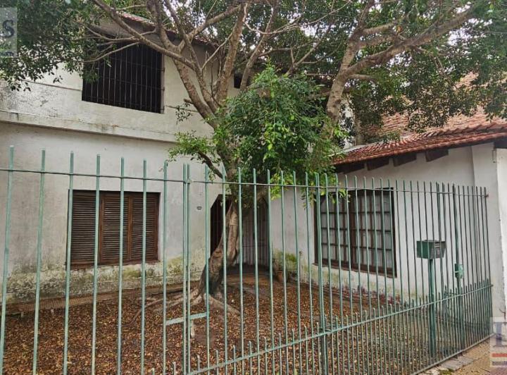 Casa · 250m² · 7 Ambientes