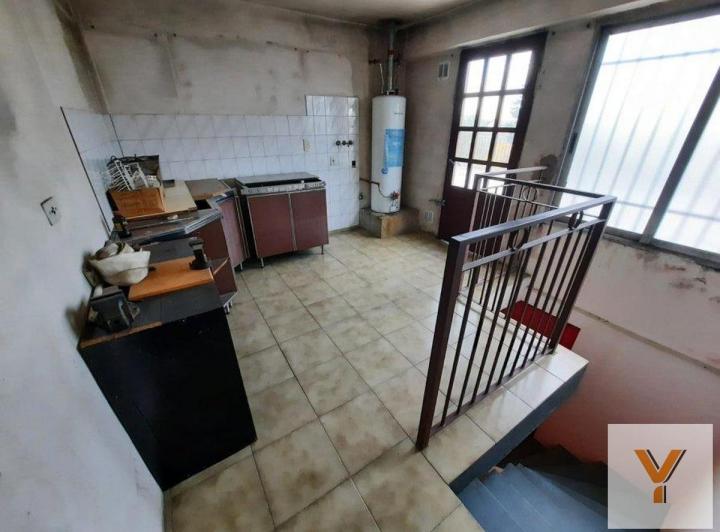 Casa · 247m² · 5 Ambientes · 1 Cochera