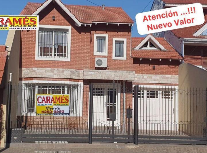 Casa · 225m² · 5 Ambientes