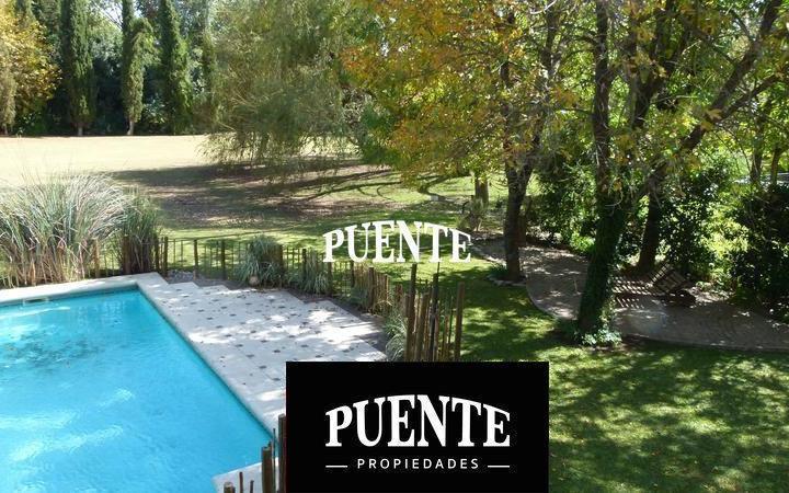 Casa · 280m² · 6 Ambientes