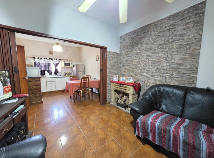 Casa · 120m² · 5 Ambientes · 1 Cochera