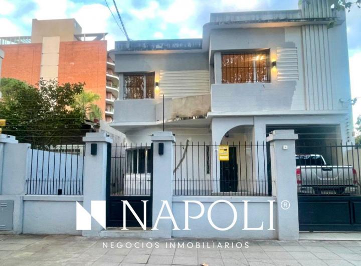 Casa · 176m² · 5 Ambientes · 1 Cochera