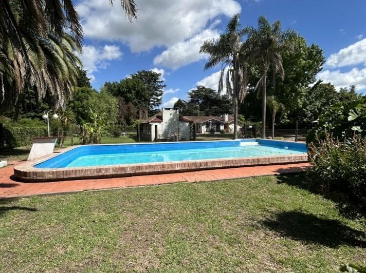 Casa · 280m² · 6 Ambientes
