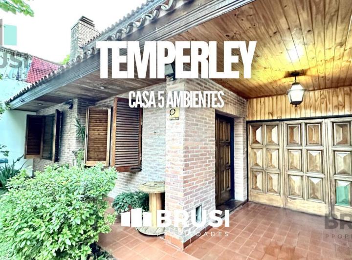 Casa · 145m² · 5 Ambientes · 2 Cocheras