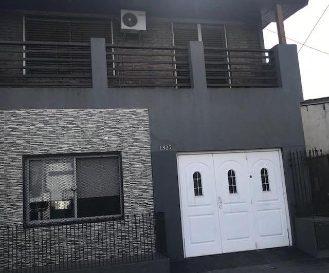 Casa · 140m² · 4 Ambientes · 1 Cochera