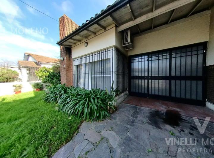 Casa · 162m² · 5 Ambientes · 2 Cocheras
