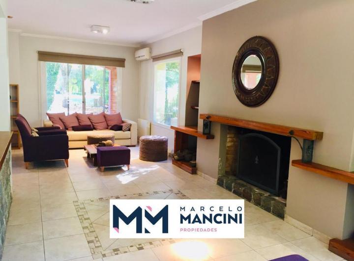 Casa · 280m² · 6 Ambientes · 6 Cocheras