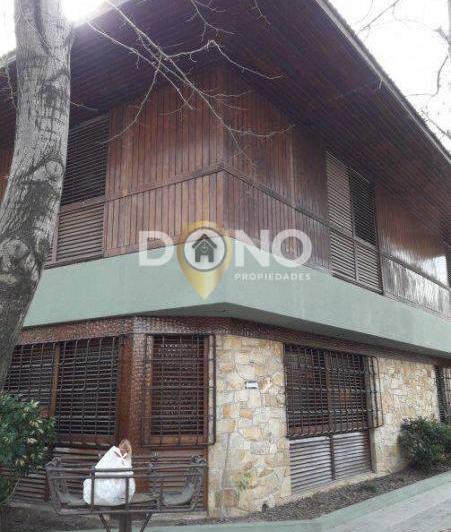 Casa · 385m² · 6 Ambientes