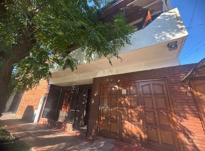 Casa · 130m² · 5 Ambientes