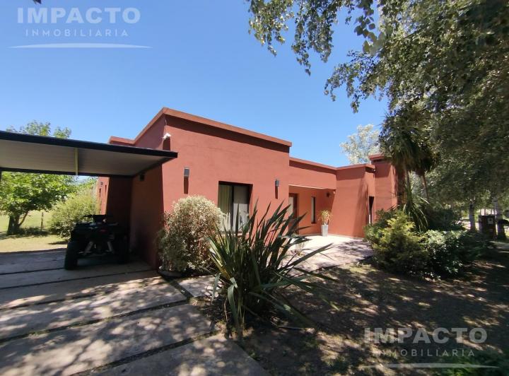 Casa · 180m² · 5 Ambientes · 1 Cochera