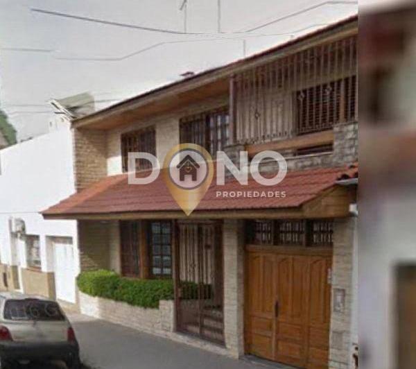 Casa · 172m² · 5 Ambientes · 1 Cochera
