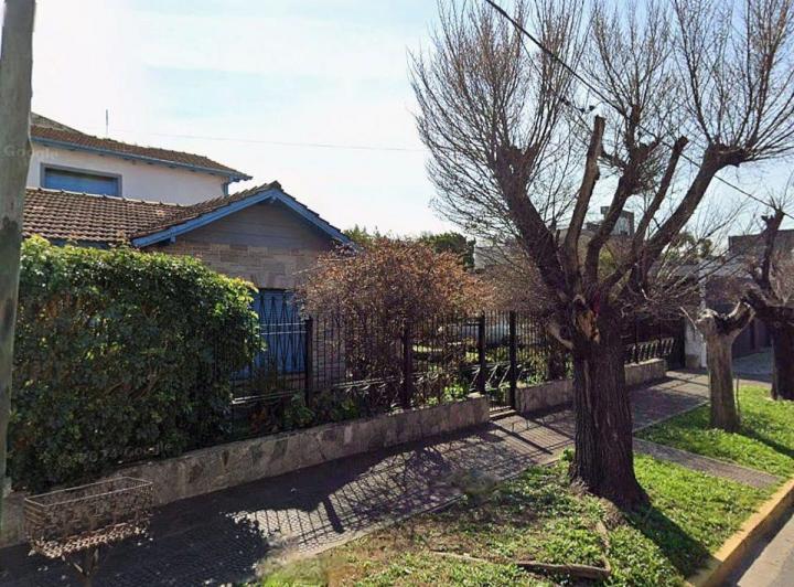 Casa · 191m² · 5 Ambientes · 1 Cochera