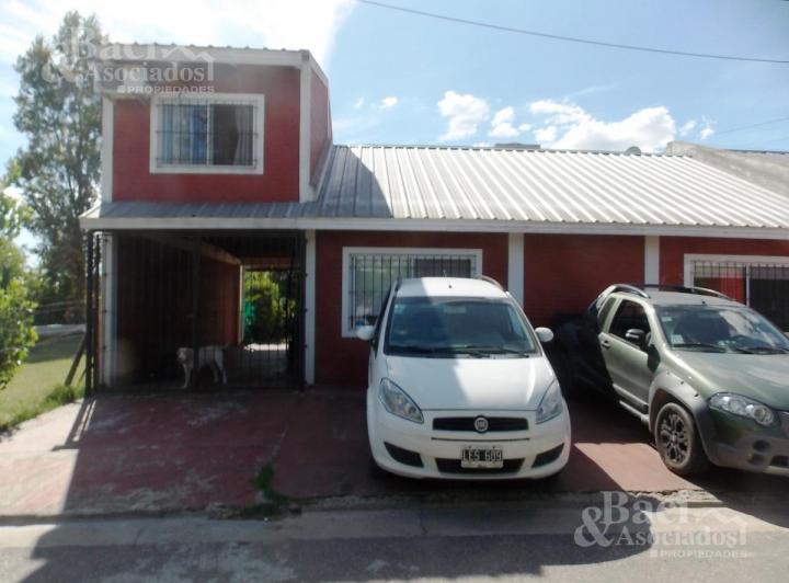 Casa · 120m² · 9 Ambientes