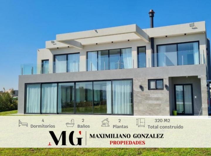 Casa · 290m² · 7 Ambientes · 1 Cochera