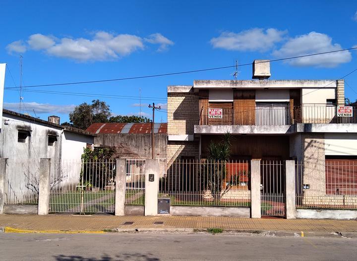 Casa · 227m² · 5 Ambientes