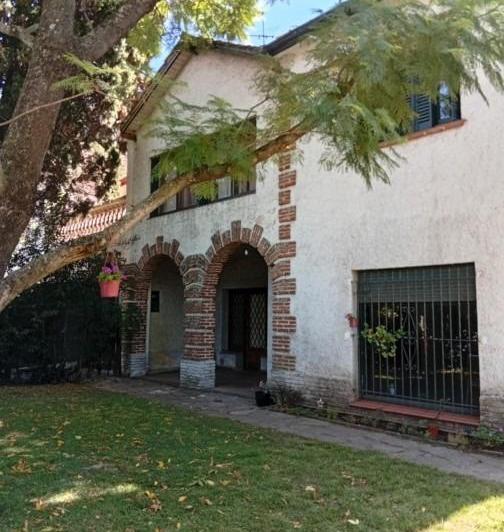 Casa · 150m² · 5 Ambientes